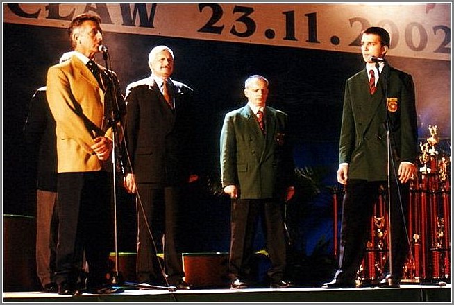 <b>European Karate Championships 2002<br />Wroclaw, Poland</b><br />languages: Polish,  English, German