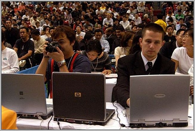 <b>World Open Karate Tournament 2003<br />Tokyo, Japan</b><br />languages: Japanese, Polish<br /> English, Russian, German