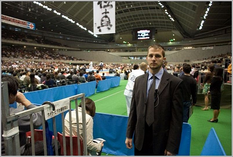 <b>All Japan Karate Championships 2006<br />Tokyo, Japan</b><br />languages: Japanese, Polish<br />Russian, English