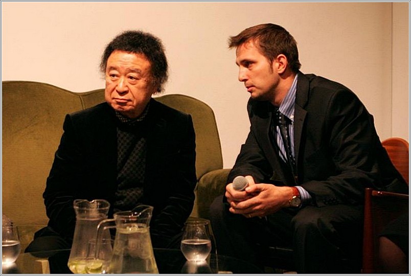 <b>Shinoyama Kishin<br>photography exhibition<br />Warsaw, Poland</b><br />languages: Japanese, English, Polish